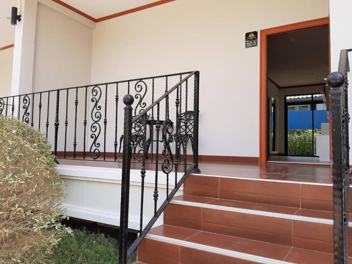 Baan Anong Hotel Aranya Prathet Buitenkant foto