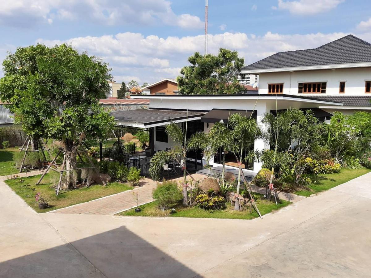 Baan Anong Hotel Aranya Prathet Buitenkant foto