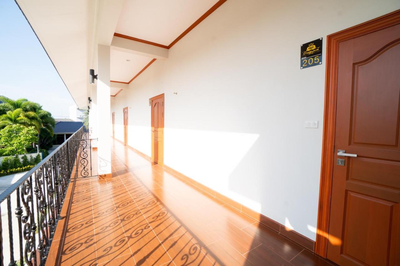Baan Anong Hotel Aranya Prathet Buitenkant foto