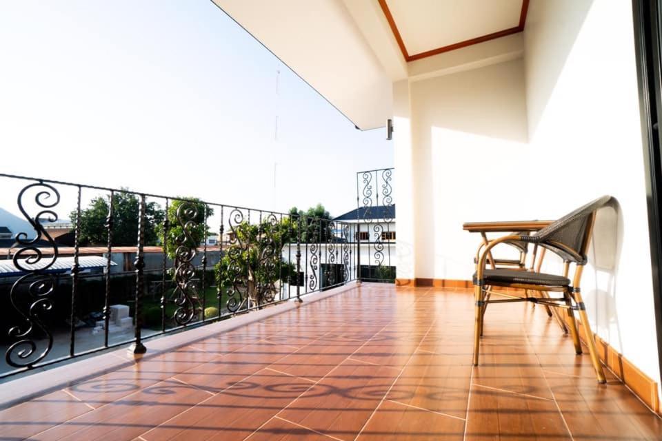Baan Anong Hotel Aranya Prathet Buitenkant foto